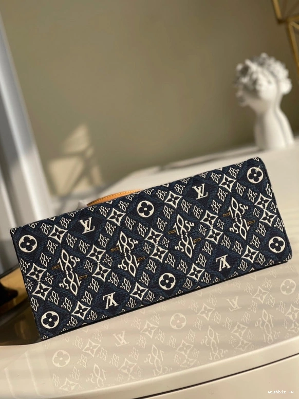 WIS LOUIS VUITTON ONTHEGO MM 0129